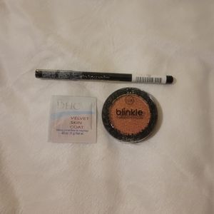NWT Blinkle and Avon Bundle